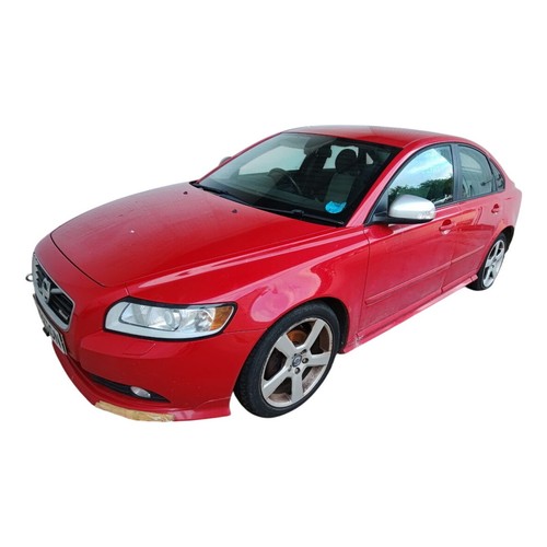 Volvo s40 headlight - volvo,