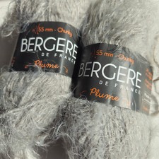 Bergere de France Plume shade 34094 gris clair  2 x50g balls soft brushed chunky