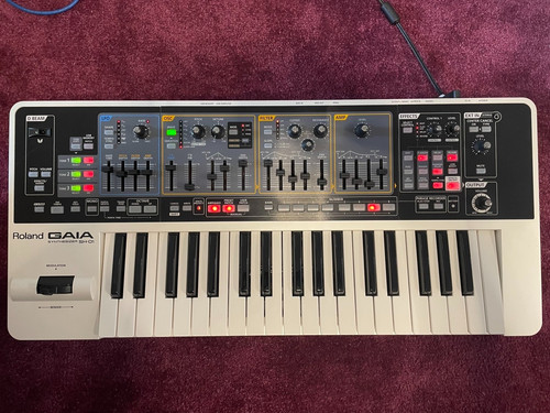 Roland gaia 37 key - roland, 37-key