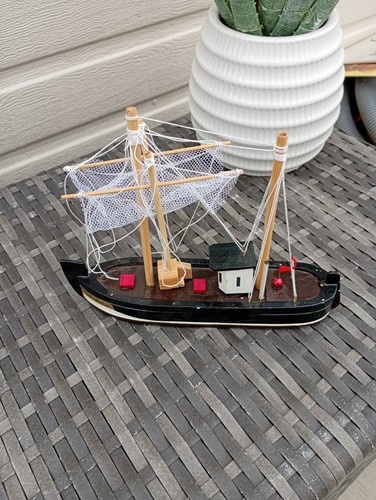 Vintage wooden trawler - vintage, boat8.5