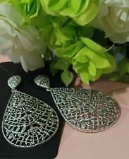 Stella & Dot  Vintage  Lace style Earrings