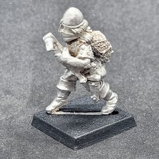 C04 Thieves Basher Bill Sly