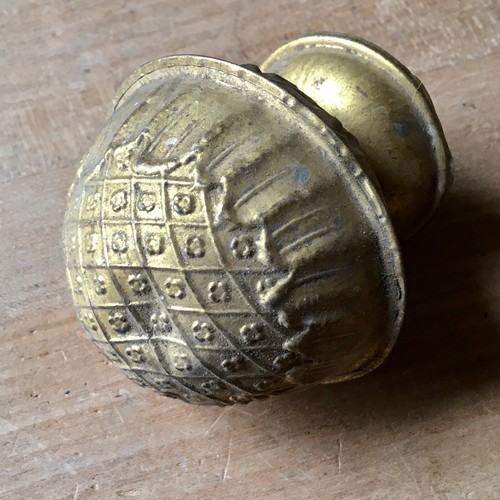Single victorian brass curtain - single,
