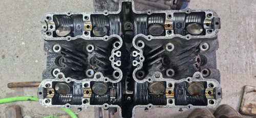 Cylinder head kawasaki - 750, e