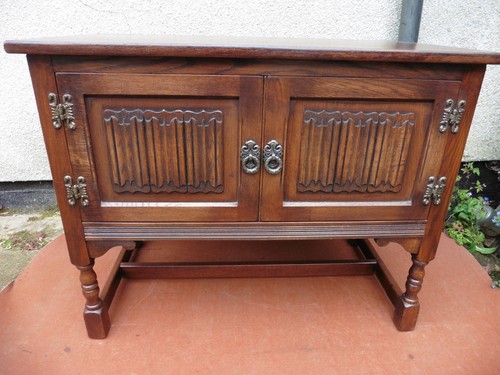 Old charm carved oak - oak, tv