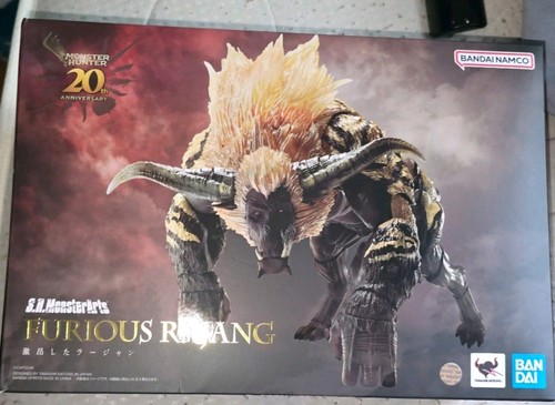 Bandai monsterarts furious - s.h.monsterarts,