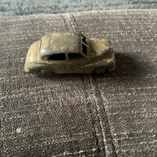 Dinky Toys, Morris Oxford