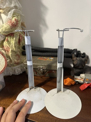2doll stand use - use, for