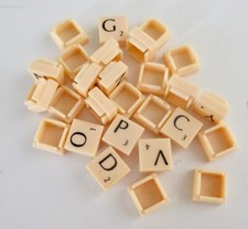 TRAVEL SCRABBLE DELUXE ~ HARD