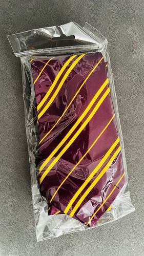 Harry potter gryffindor tie - harry,
