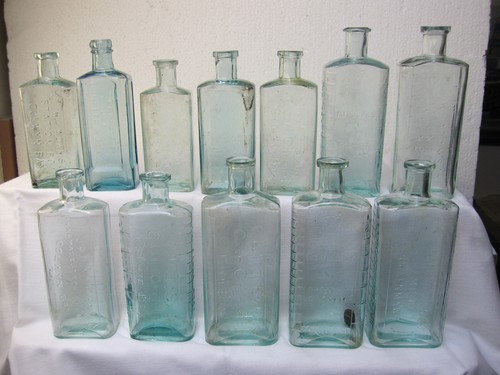 Antique welsh chemist - 12,