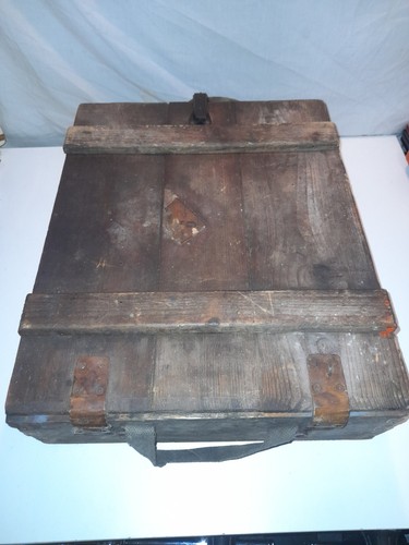 Wooden vintage ammo box 1975 - ammo,