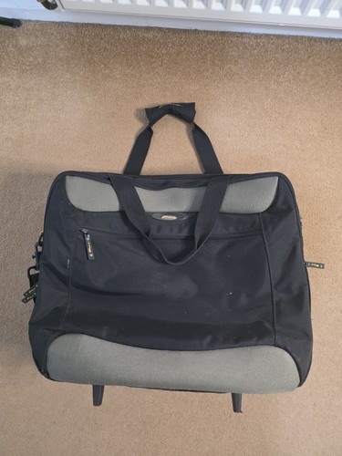 Targus rolling laptop bag
