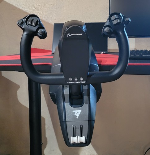 Thrustmaster tca yoke boeing - thrustmaster,