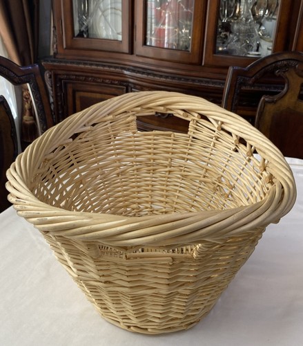 Vintage large woven wicker - vintage,