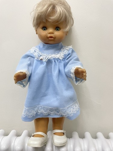 Famosa vintage doll - famosa,