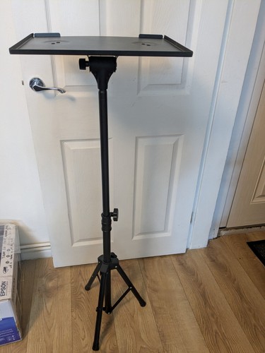 Adjustable tripod projector - tripod,