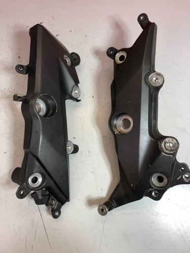 Pair frame brackets - frame, honda