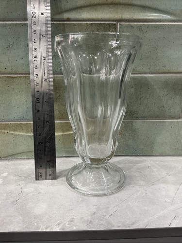 Tall thick glass - tall,