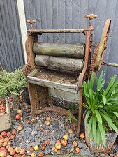 "The excel" Vintage Mangle