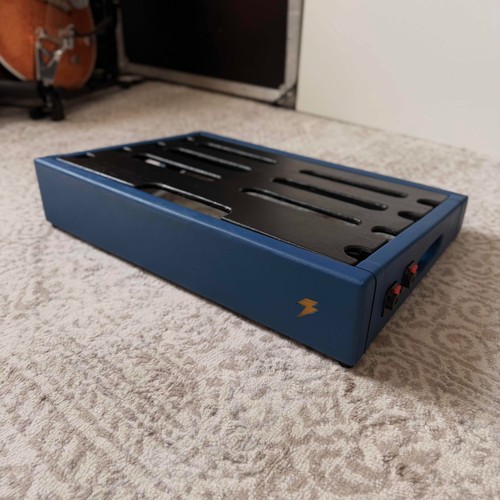 Bolt custom pedalboard royal - bolt,