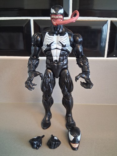 Hasbro marvel legends venom - legends,