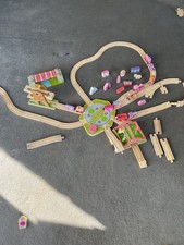 Wooden train set, accessories