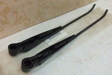 2 NOS 17" TRICO Spindle Type