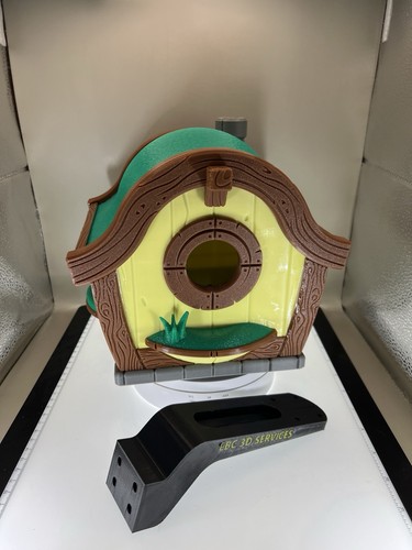 Bird house hobbit - house,