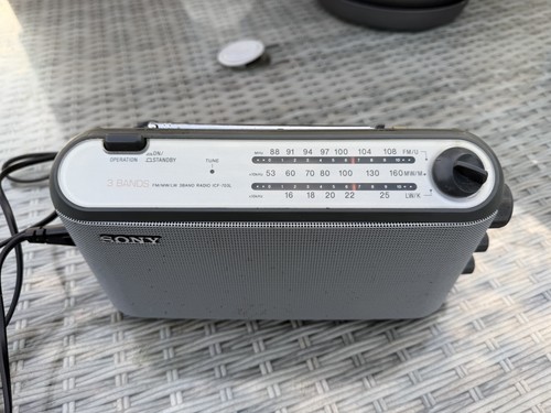 Sony icf 703l portable radio - sony,