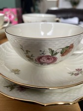 Royal Copenhagen Frijsenborg ( Saxon Flowers ) 6 Tea Trios 910/1551/1625.