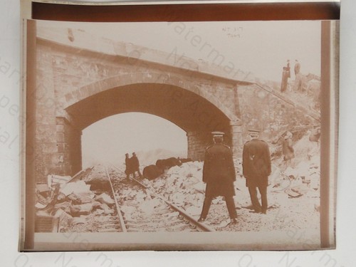 Railway wreck disaster stone - wreck,