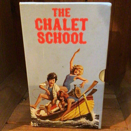 Chalet school box - school, five