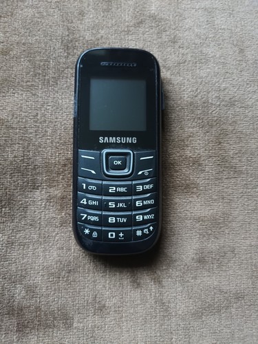 Samsung e12001 mobile - gt-,