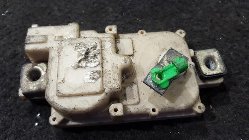 Actuator fuel filler - , flap