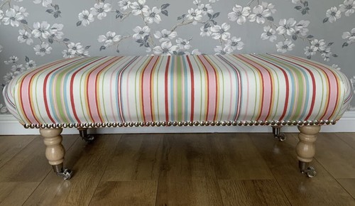 New footstool laura - new,