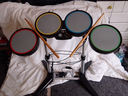 Xbox 360 rock band - drum, set
