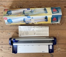 AVERY A4 Compact Trimmer