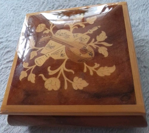 Vintage wooden box - vintage,