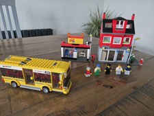 LEGO City 7641 60031 Corner