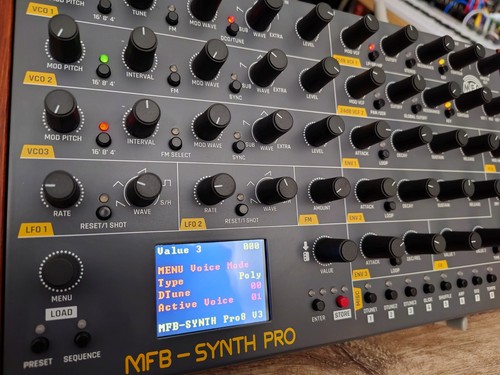 Mfb synth pro - synth,