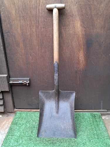 Vintage garden shovel lucas - garden,
