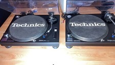 Technics SL-1210MK2 Turntable