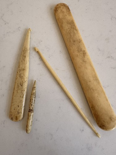 Antique bovine bone sewing - 4,
