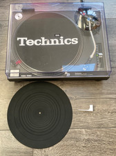 Technics SL-1210 MK2 Turntable