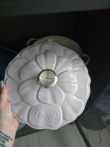 Creuset shallow petal - creuset,