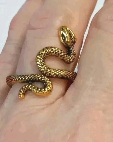 Snake wrap ring - cobra, python