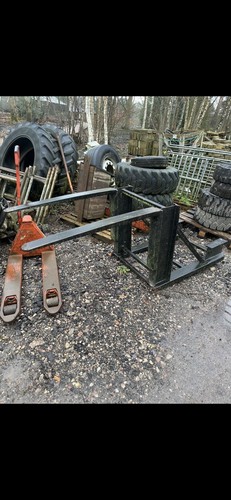 Pallet inverter fork allowing - pallet,