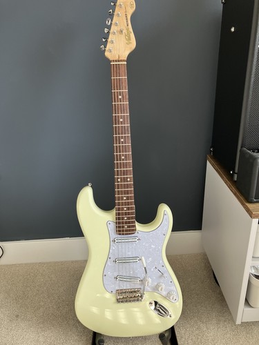 Vintage strat with hot - v6,