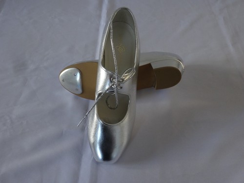 Silver tap dance shoes - pu,